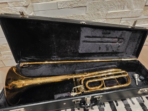 Conn ltd artist vintage - c.g.,